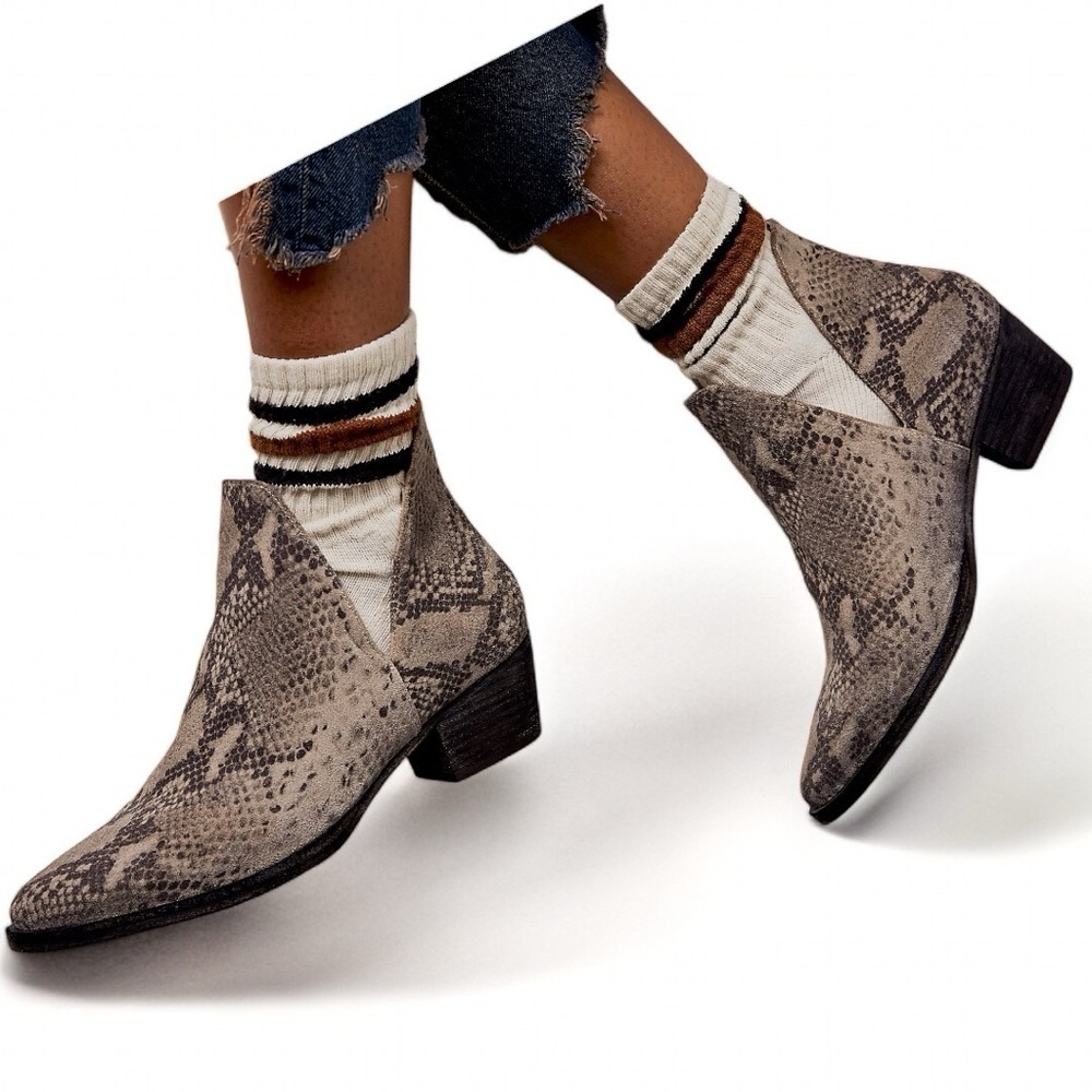 FREE PEOPLE- Leather Charm Double V Boot Snake Print, NEW - Picture 6 of 7
